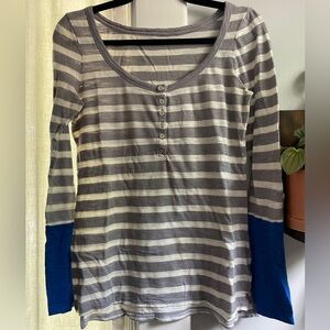 Express Scoop-Neck Cotten-Blend Long-Sleeve Tee Shirt